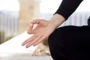 رفع بیماری تنها با کمک انگشتان دست/ عکس