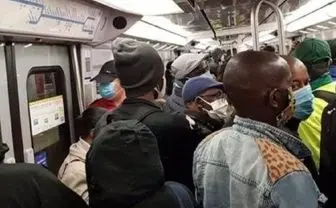  لغو قرنطینه و ازدحام جمعیت در متروی  پاریس
