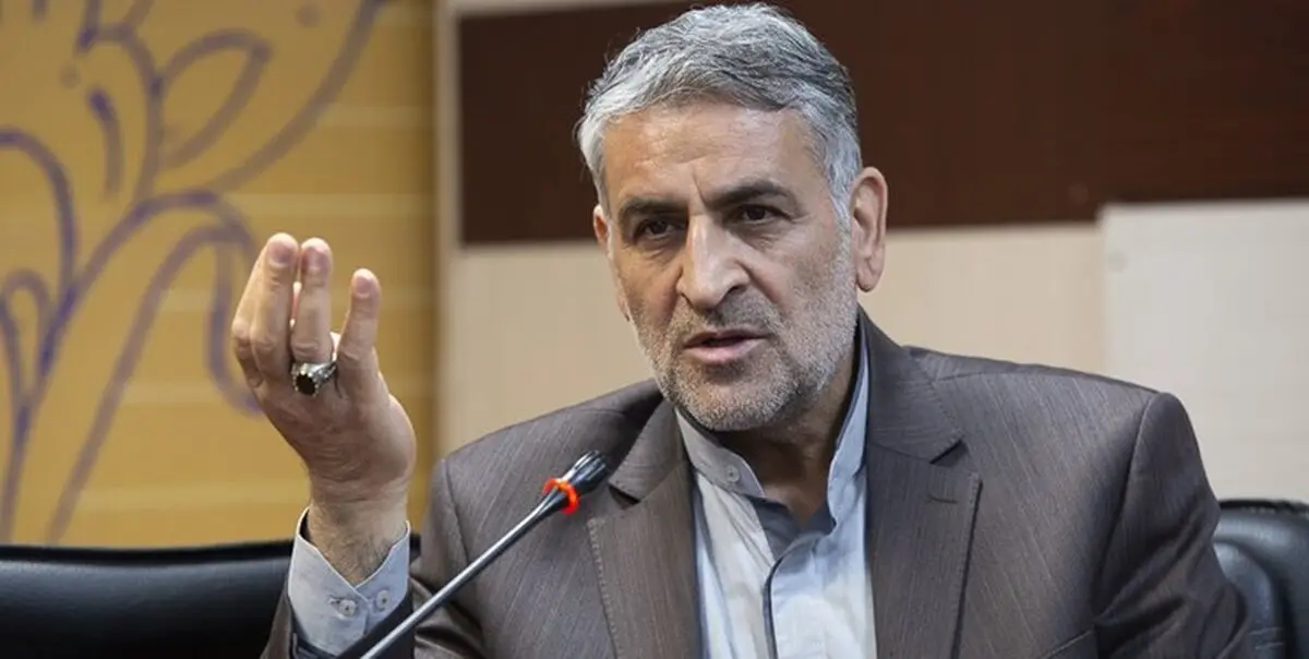 سوابق اسماعیلی نشان می‌دهد که ارتباط چندانی با بدنه این وزارتخانه ندارد 
