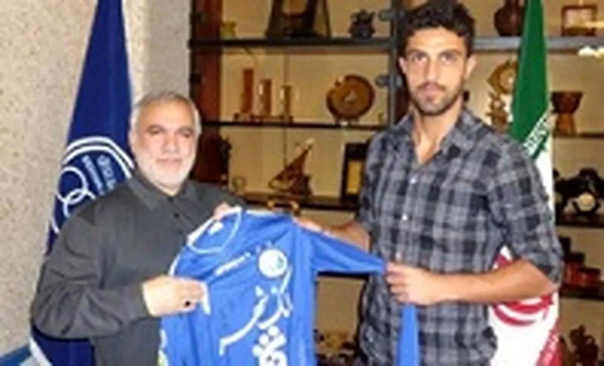 قرارداد منوچهری با استقلال فسخ شد