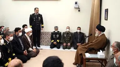 دیدار جمعی از فرماندهان نیروی دریایی ارتش با رهبر انقلاب