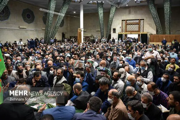 مراسم تشییع پیکر آیت الله سید عبدالله فاطمی نیا/گزارش تصویری