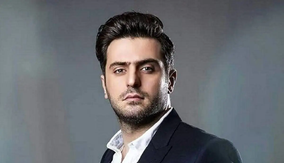 خودشیرینی علی ضیا برای ضد انقلاب از پشت خودرو لاکچری+فیلم