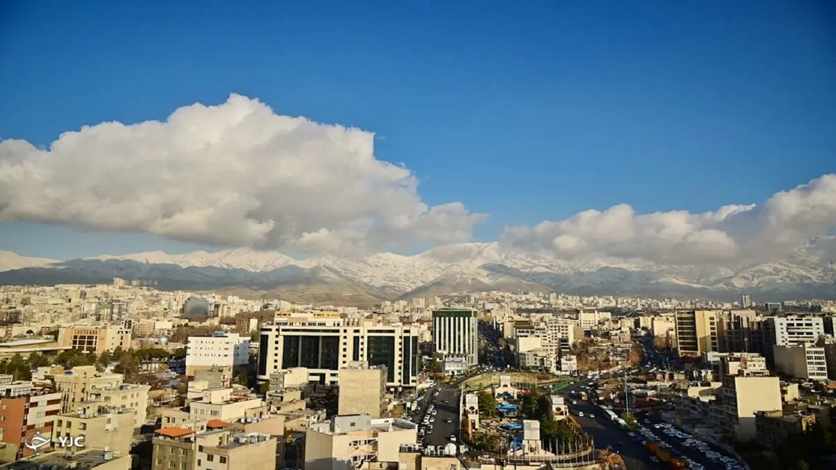 وضعیت هوا در ۲۶ فروردین؛ هوای تهران در شرایط قابل قبول است