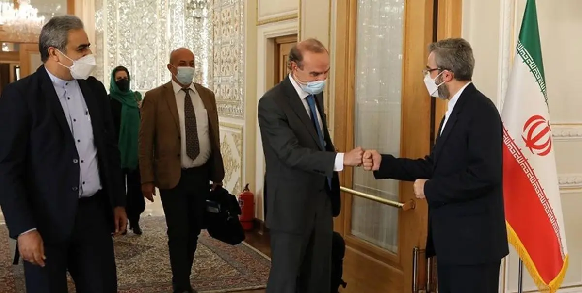 پایان رایزنی باقری و مورا در تهران