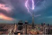 برج خلیفه هنوز از زلزله جنگ می‌لرزد
