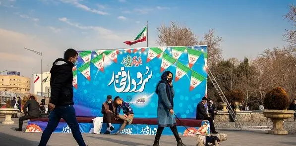 پویش پرچم افتخار در چهل و سومین سالگرد پیروزی انقلاب اسلامی/گزارش تصویری