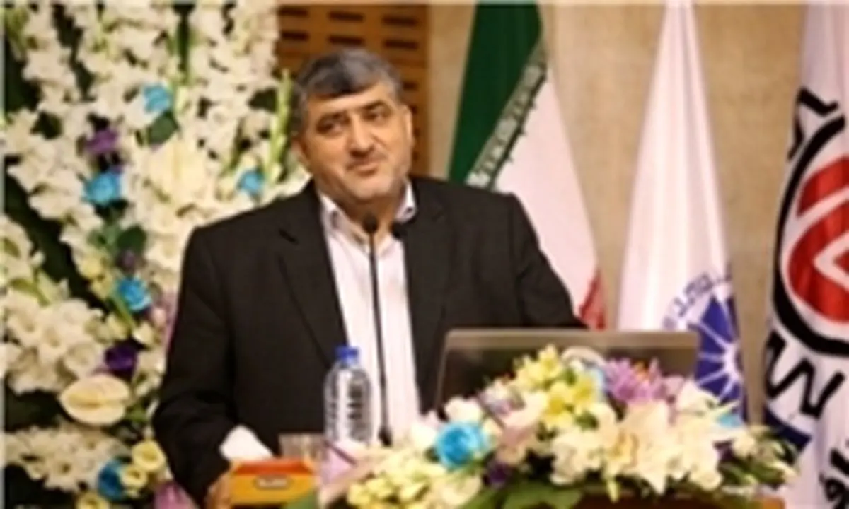 دلخوش: آقای روحانی چوب تیم اقتصادی خود را میخورد
