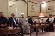 ظریف با استقبال وزیر خارجه عمان، وارد مسقط شد 