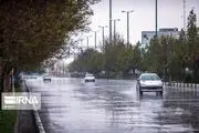 برف و باران در جاده‌های ۱۰ استان