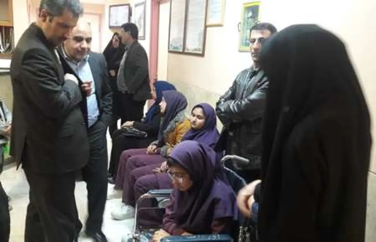 تصادف مینی بوس حامل دانش آموزان با کامیون در پلدختر