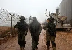 اسرائیل "نیروهایی از حزب الله" را در مرزهای لبنان هدف قرار داد