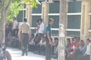 صدای گام های اعتراض و اعتصاب کارگران دوباره در زرند پیچید +تصاویر