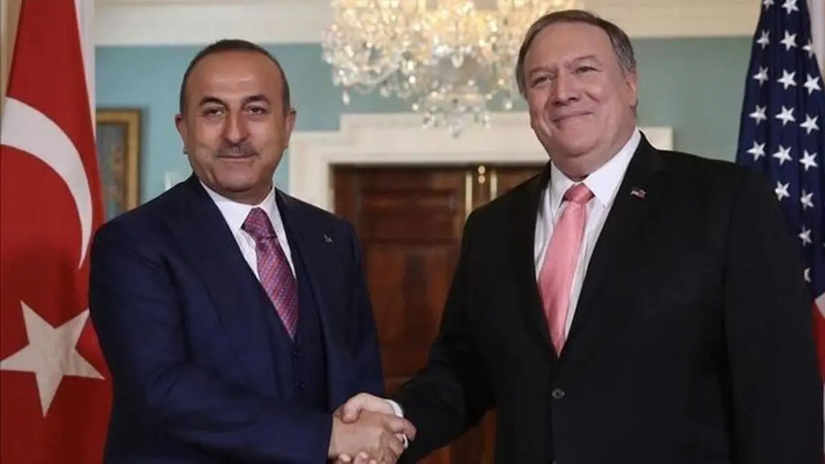 
گفت‌وگوی تلفنی وزیران خارجه ترکیه و آمریکا
