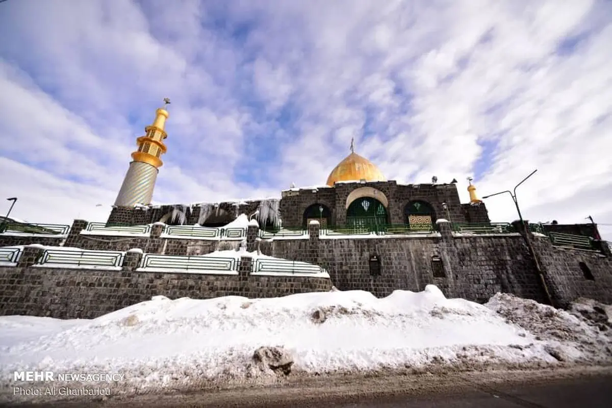 ببینید| وضعیت جاده امامزاده هاشم در برف و کولاک