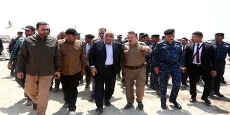 بازدید نخست وزیر عراق از محل انفجار انبار مهمات در جنوب بغداد
