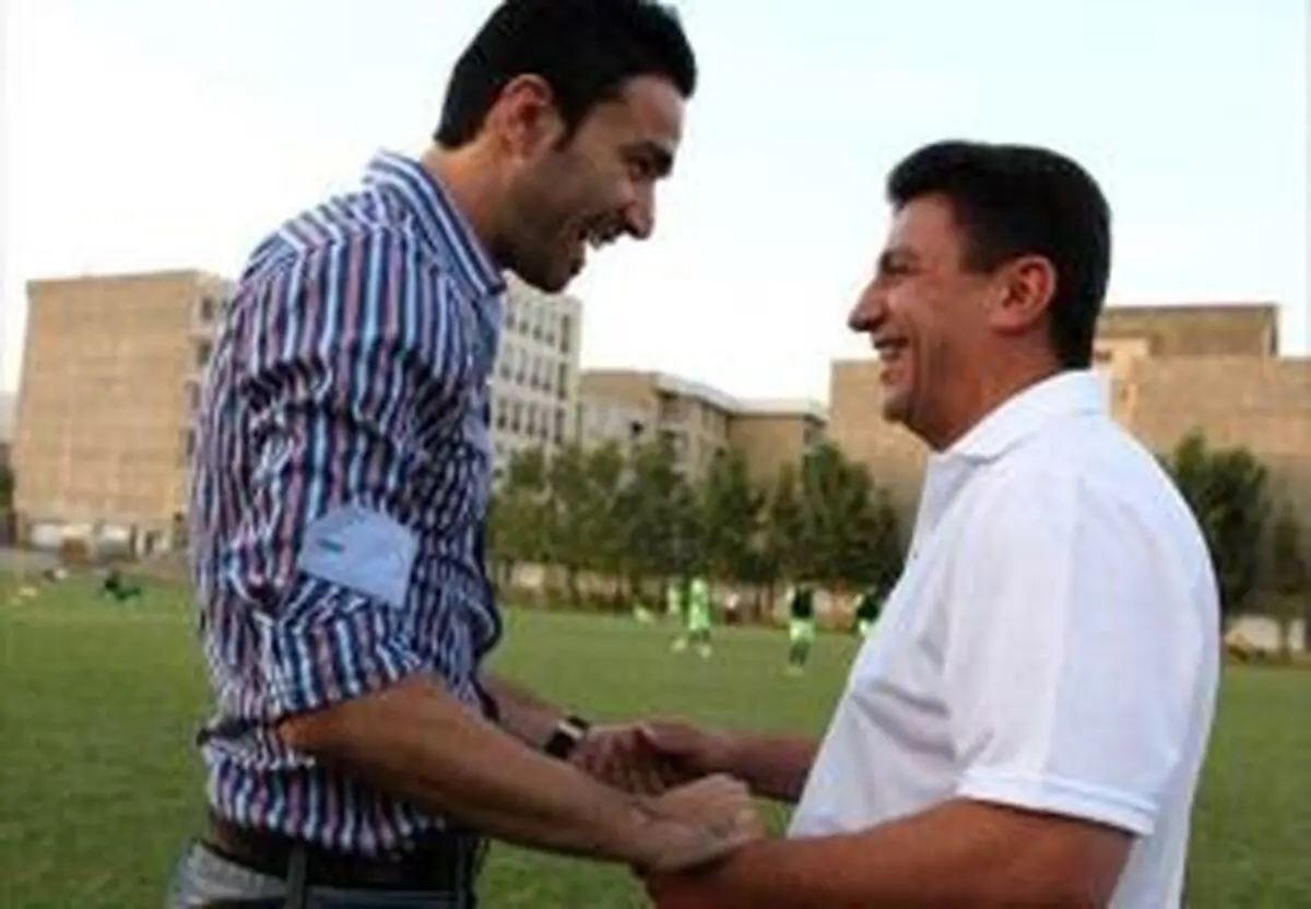 چه کسی ژنرال و نکونام را آشتی داد؟