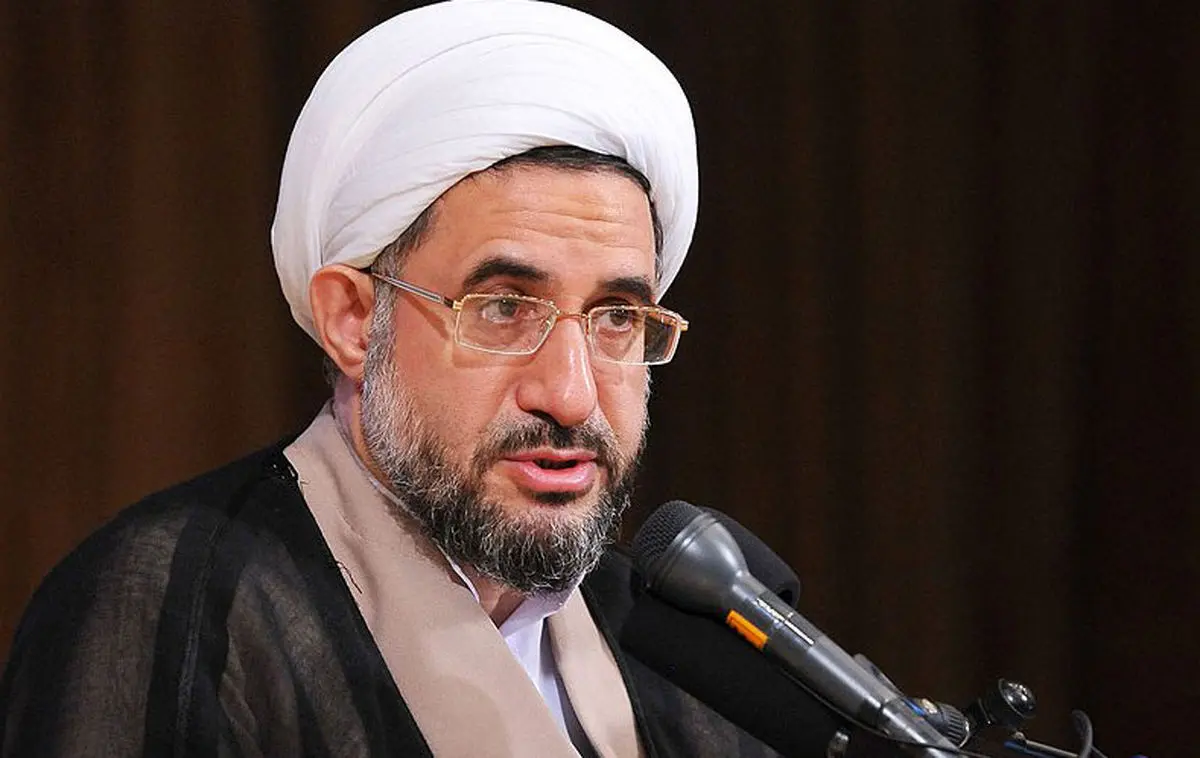 آیت الله اراکی: تنها حسین بن علی(ع) میتواند دلها را یکی کند