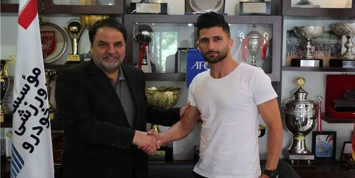 صف شکن  به پیکان پیوست