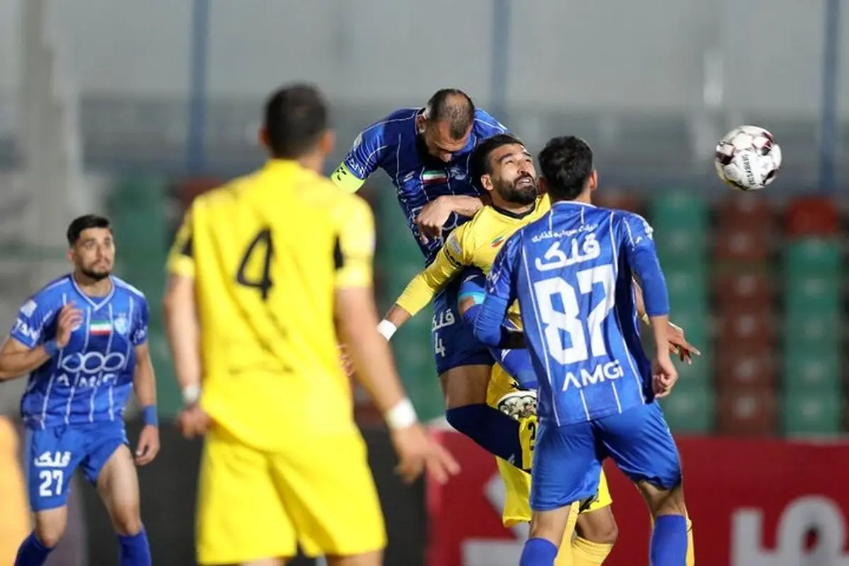 صدرنشین لیگ برتر باید قهرمان شود!