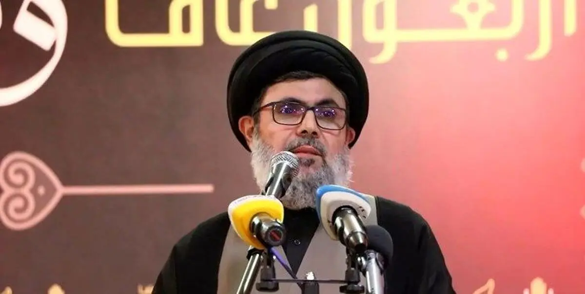 تصاویری از شهید علی الطباطبائی در کنار شهید صفی‌الدین