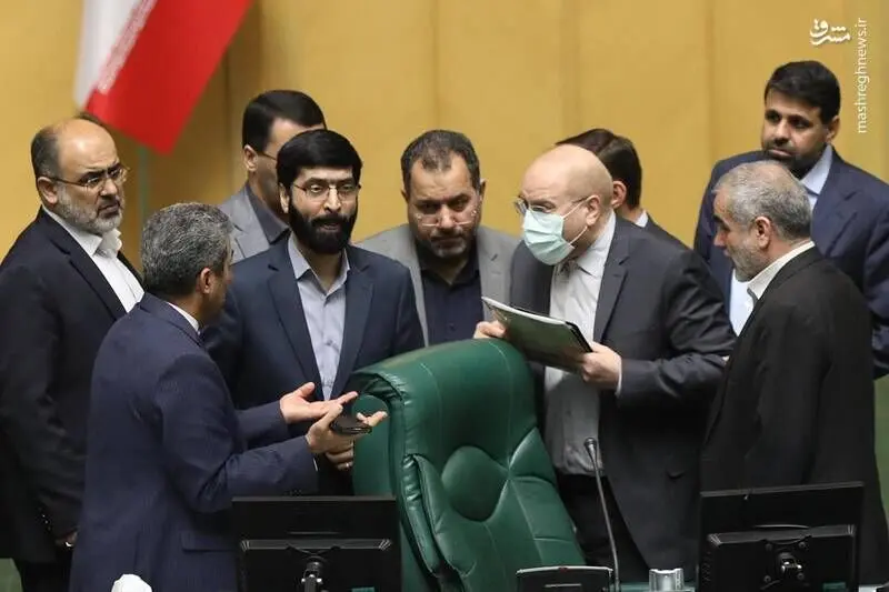 جلسه علنی مجلس در یکشنبه ۲۰ فروردین۱۴۰۲/گزارش تصویری