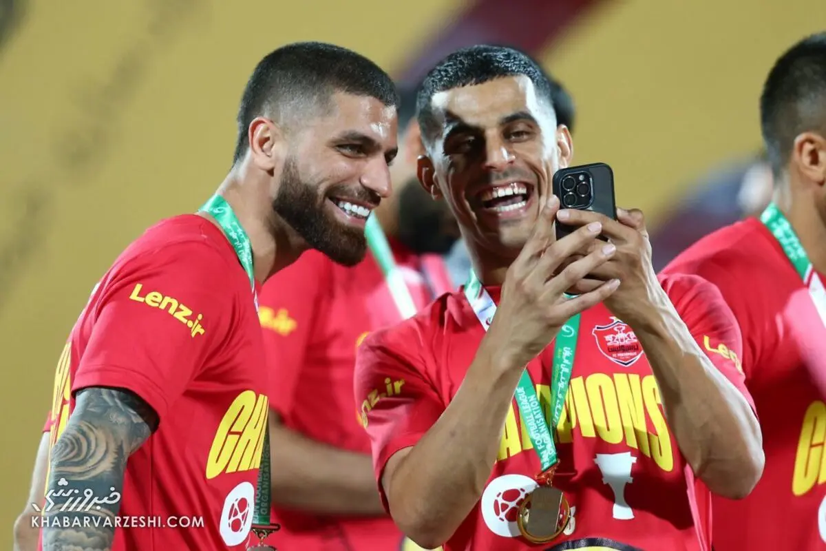 آقایان به سپاهان پول می دهند برای پرسپولیس و استقلال پول ندارند!
