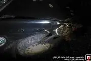 برخورد شدید دو خودروی سواری در بلوار لاکان رشت؛ یک سرنشین را
محبوس
کرد 