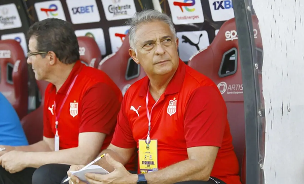 مشتری جدید گزینه اصلی سرمربیگری پرسپولیس