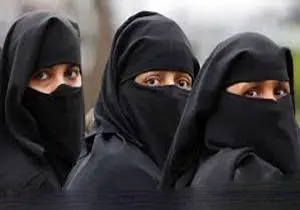 تشبیه زنان محجبه عربستانی به کیسه زغال