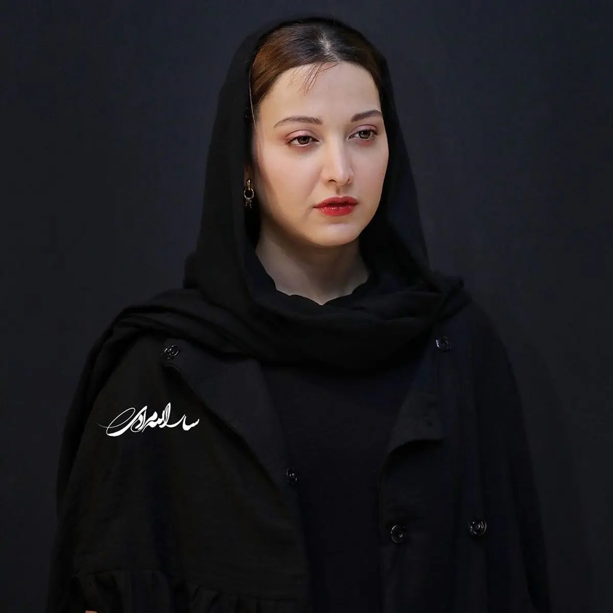 چهره ماتم زده روشنک گرامی /عکس
