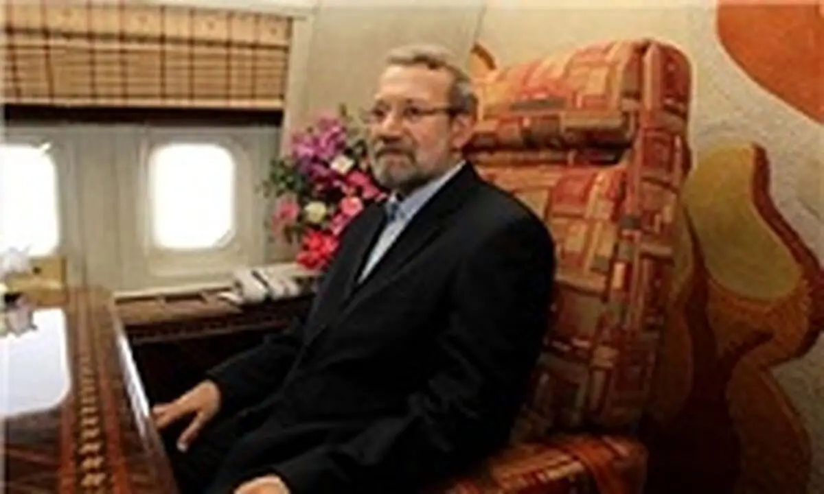 لاریجانی وارد فرودگاه نجف اشرف شد