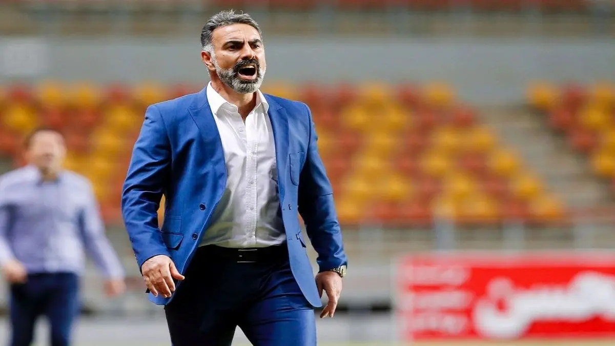 محمود فکری خطاب به میثاقی: شما پرچم دار پرسپولیس هستید