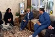 دلجویی معاون رییس جمهور ازمادر شهید غیرت