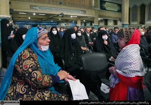 دیدار کارآفرینان، تولیدکنندگان و دانش بنیان‌ها با رهبر انقلاب/گزارش تصویری