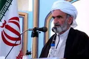 
امام جمعه سنندج: نداشتن حجاب، نشانه روشنفکری و تمدن نیست
