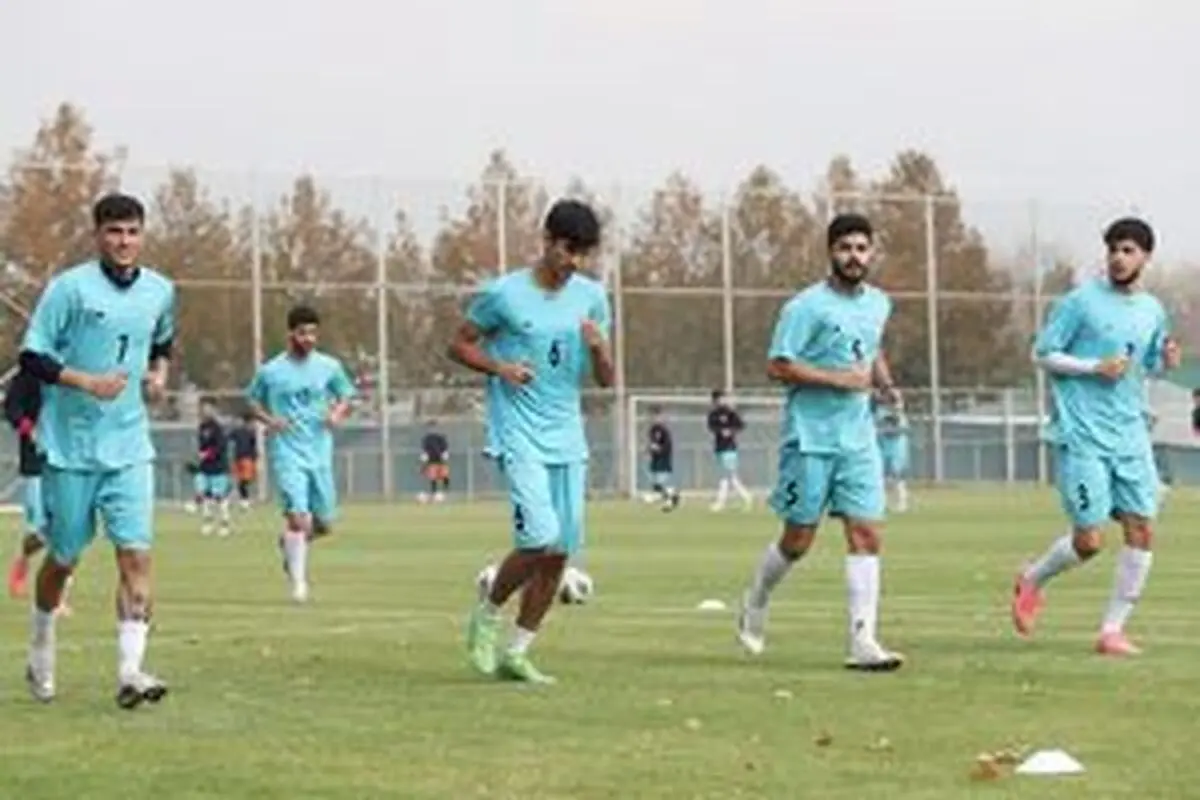 پوستر باشگاه خیبر خرم‌آباد برای بازی روز شنبه با استقلال

