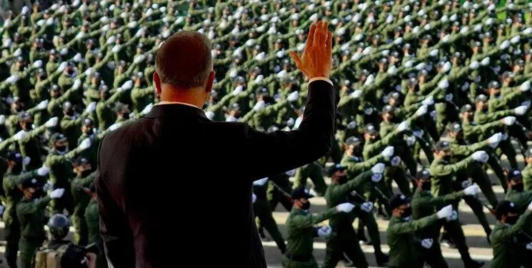 رژه نظامی الحشد الشعبی عراق با حضور مصطفی الکاظمی/گزارش تصویری