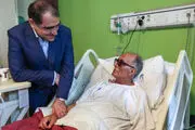 وزیر بهداشت به عیادت کیارستمی رفت