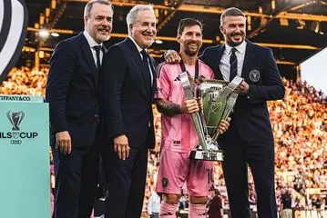 جشن خانوادگی و دوستانه لیونل مسی+عکس