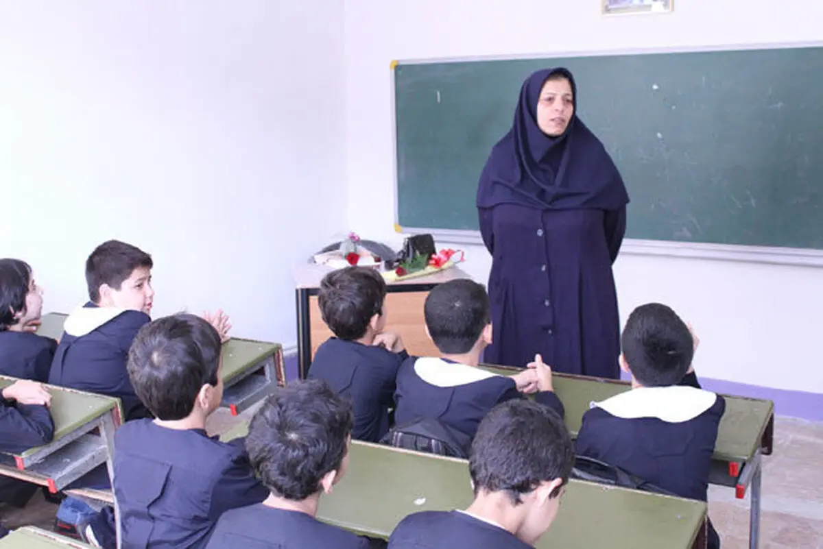 چگونگی فرآیند جذب داوطلبان شغل معلمی
